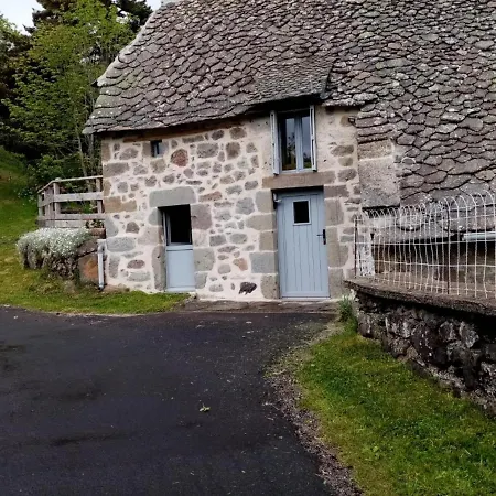 Feriehus Maison De Caractere, Renovee, Au Pied Du Puy Griou Avec Terrasse Et Cheminee, Proche Station Super Lioran - Fr-1-742-360 Saint-Jacques-des-Blats