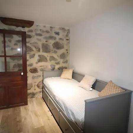 Feriehus Maison De Caractere, Renovee, Au Pied Du Puy Griou Avec Terrasse Et Cheminee, Proche Station Super Lioran - Fr-1-742-360 Saint-Jacques-des-Blats